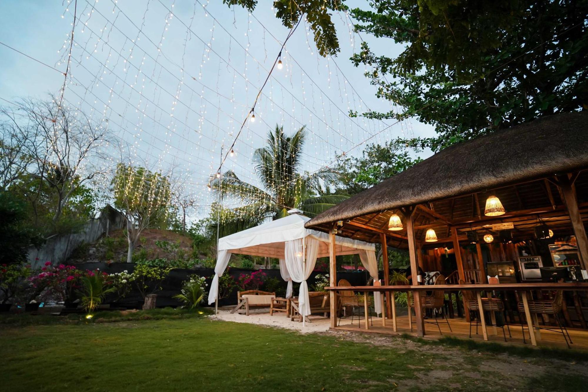 Marika Resort Badian Esterno foto